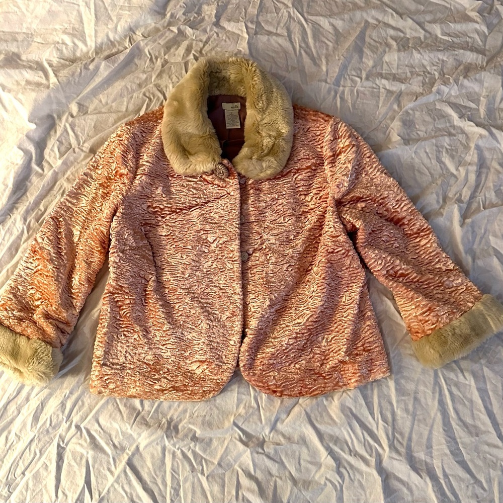 Odille Pink Crushed Velvet Jacket with Faux Fur Trim - Picture 1 of 6